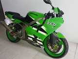  KAWASAKI ZX -6R ( 636 ) PEAS