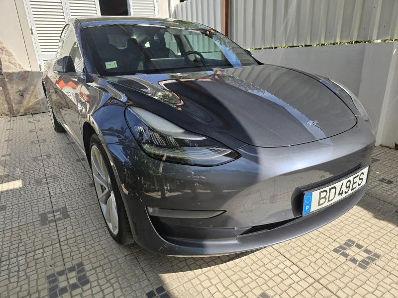 Tesla MODEL 3 Dual motor